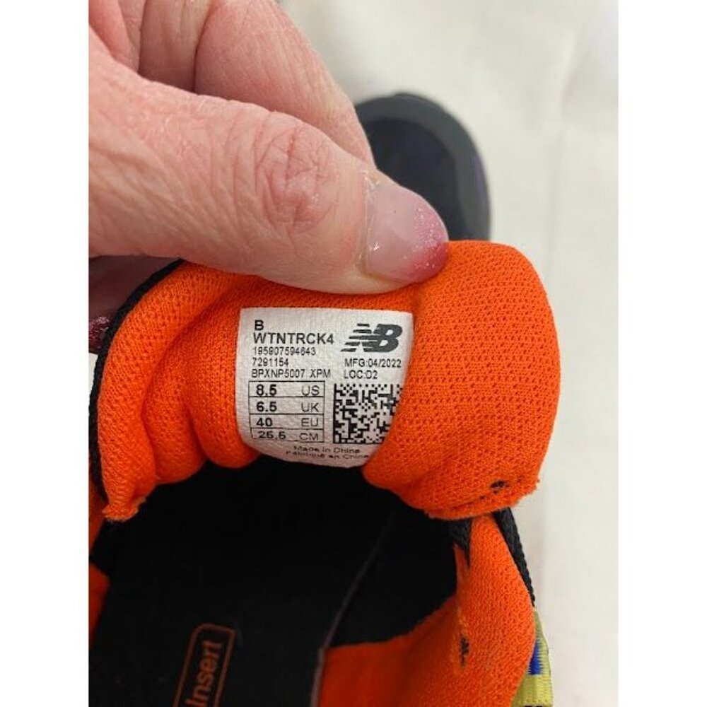 New Balance Women's 8.5 Dynasoft Nitrel V4 Trail Running Shoe Black/‎ Orange. - Picture 5 of 5